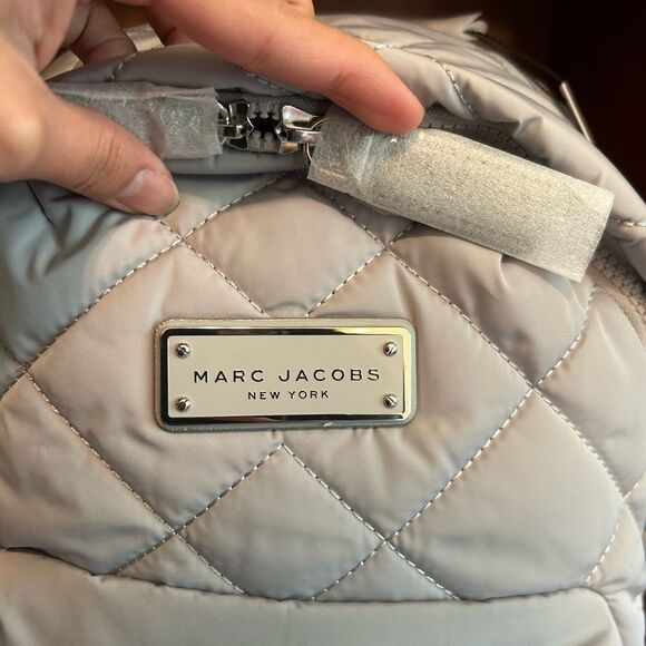 NWT Marc Jacobs Backpack Ghost Grey Puffer - Picture 7 of 11